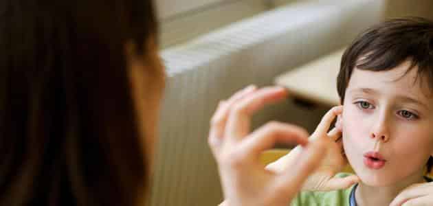 علاج التلعثم في الكلام عند الأطفال
