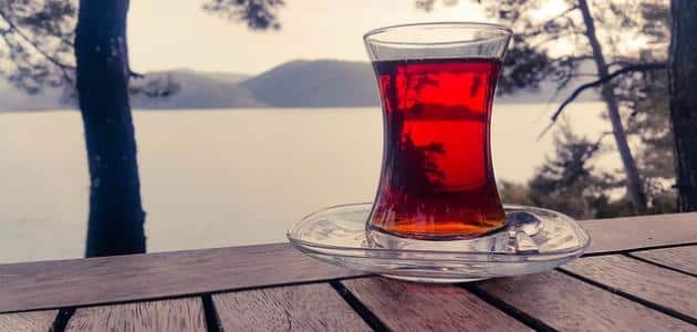 فوائد شرب الشاي الأحمر بدون سكر
