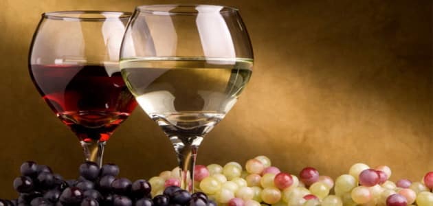 ما هي فوائد النبيذ