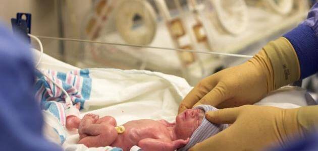 علامات الولادة المبكرة ومخاطرها