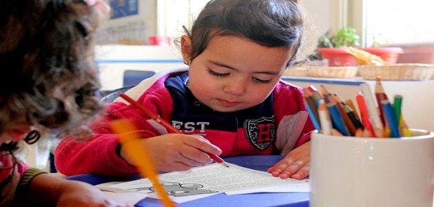 تعليم الطفل مسكة القلم الصحيحه