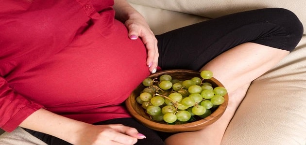 فوائد العنب الاخضر للحامل