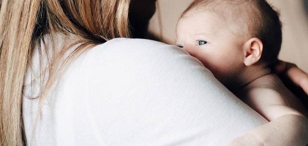 صعوبة الرضاعة عند حديثي الولادة