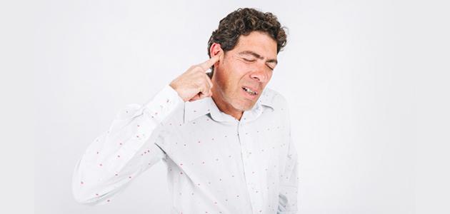 علاج التهاب الأذن عند الكبار في المنزل