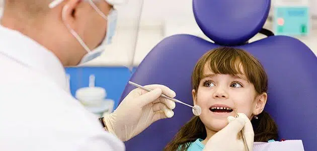 تفسير حلم الأسنان الأمامية متفرقة