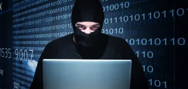 بحث عن الجرائم الإلكترونية مع المراجع